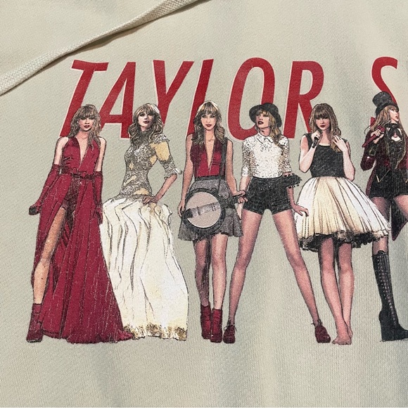 Taylor Swift Red Taylor’s Version Hoodie Small Beige Eras Graphic Oversized - Picture 4 of 8